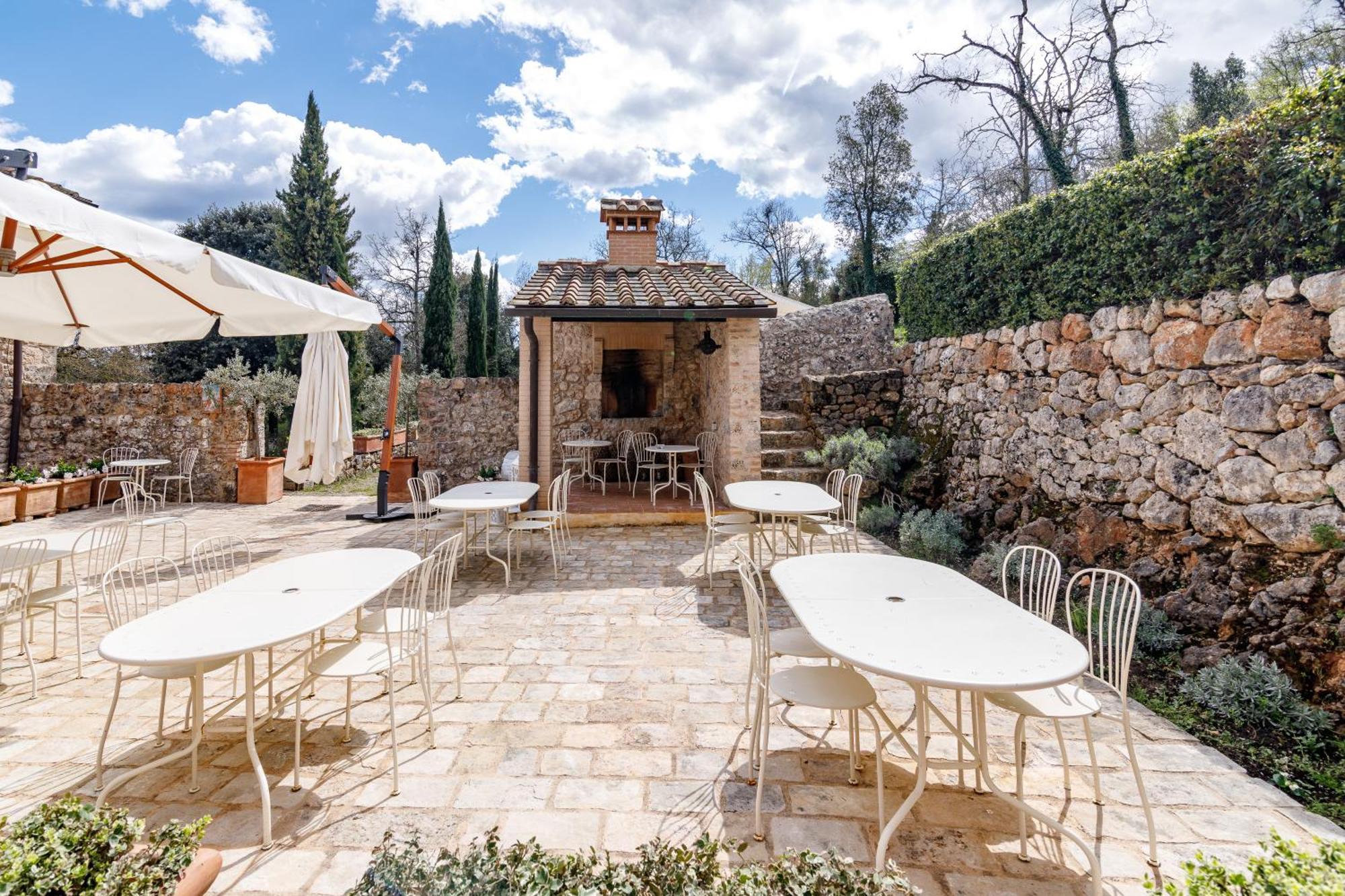 Relais La Costa Historical Residence Monteriggioni Exterior foto