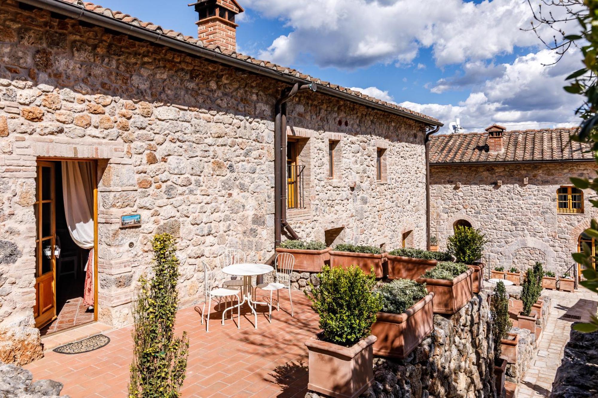 Relais La Costa Historical Residence Monteriggioni Exterior foto